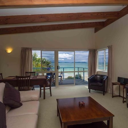 By The Bay Beachfront Apartments Mangonui Exterior foto