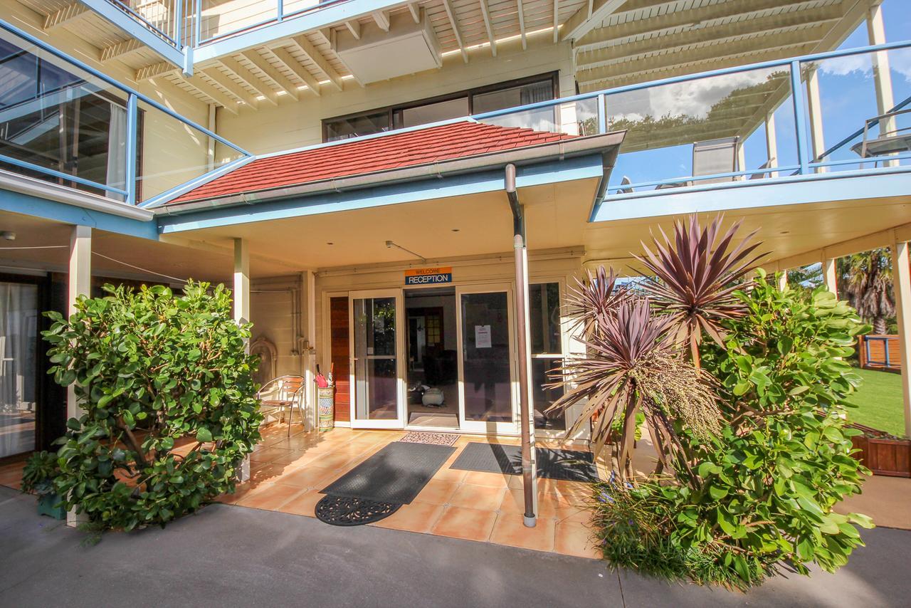 By The Bay Beachfront Apartments Mangonui Habitación foto