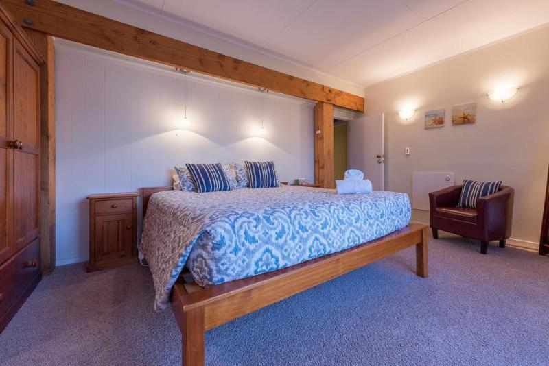 By The Bay Beachfront Apartments Mangonui Exterior foto