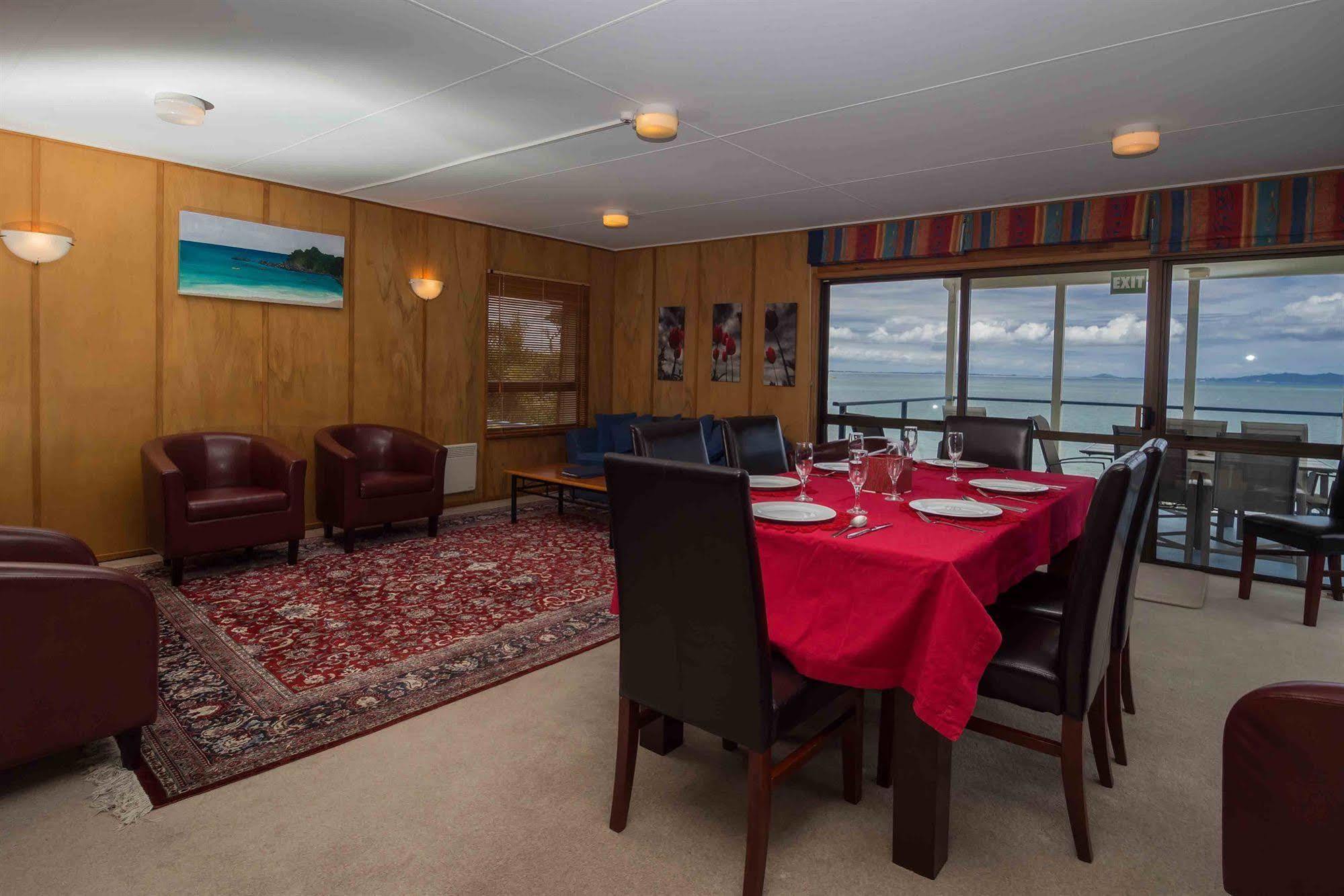 By The Bay Beachfront Apartments Mangonui Exterior foto